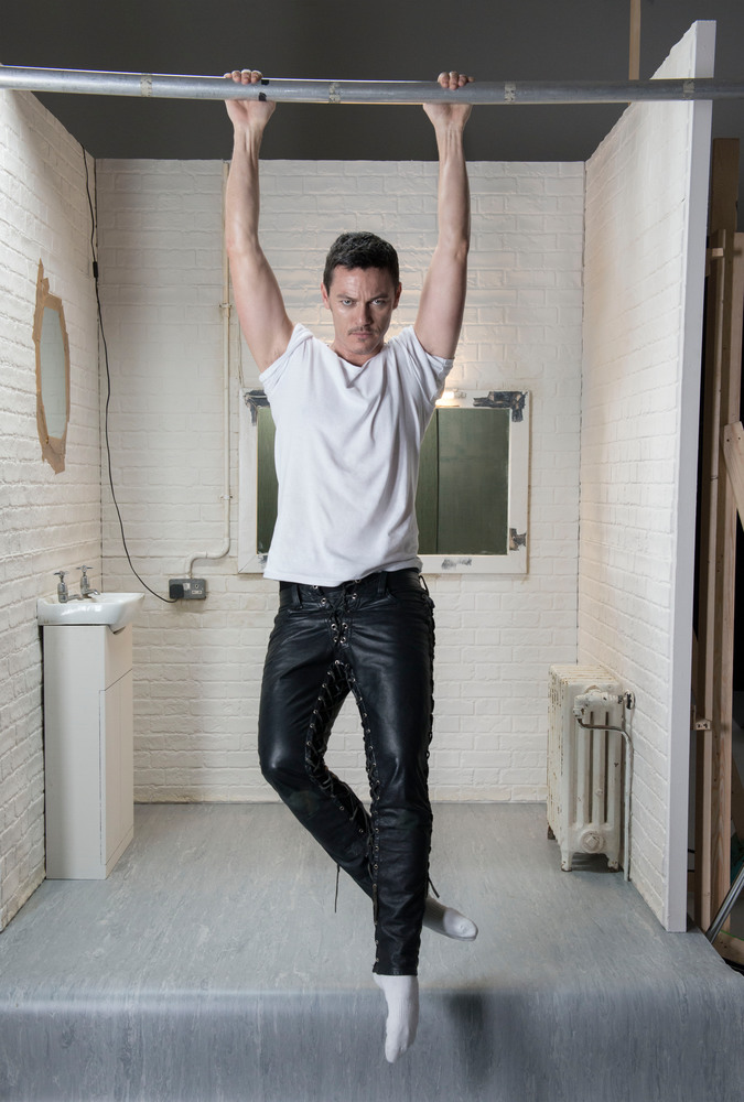 Luke Evans, photo #803664