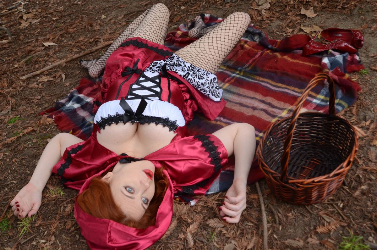 Maitland Ward, photo #924487