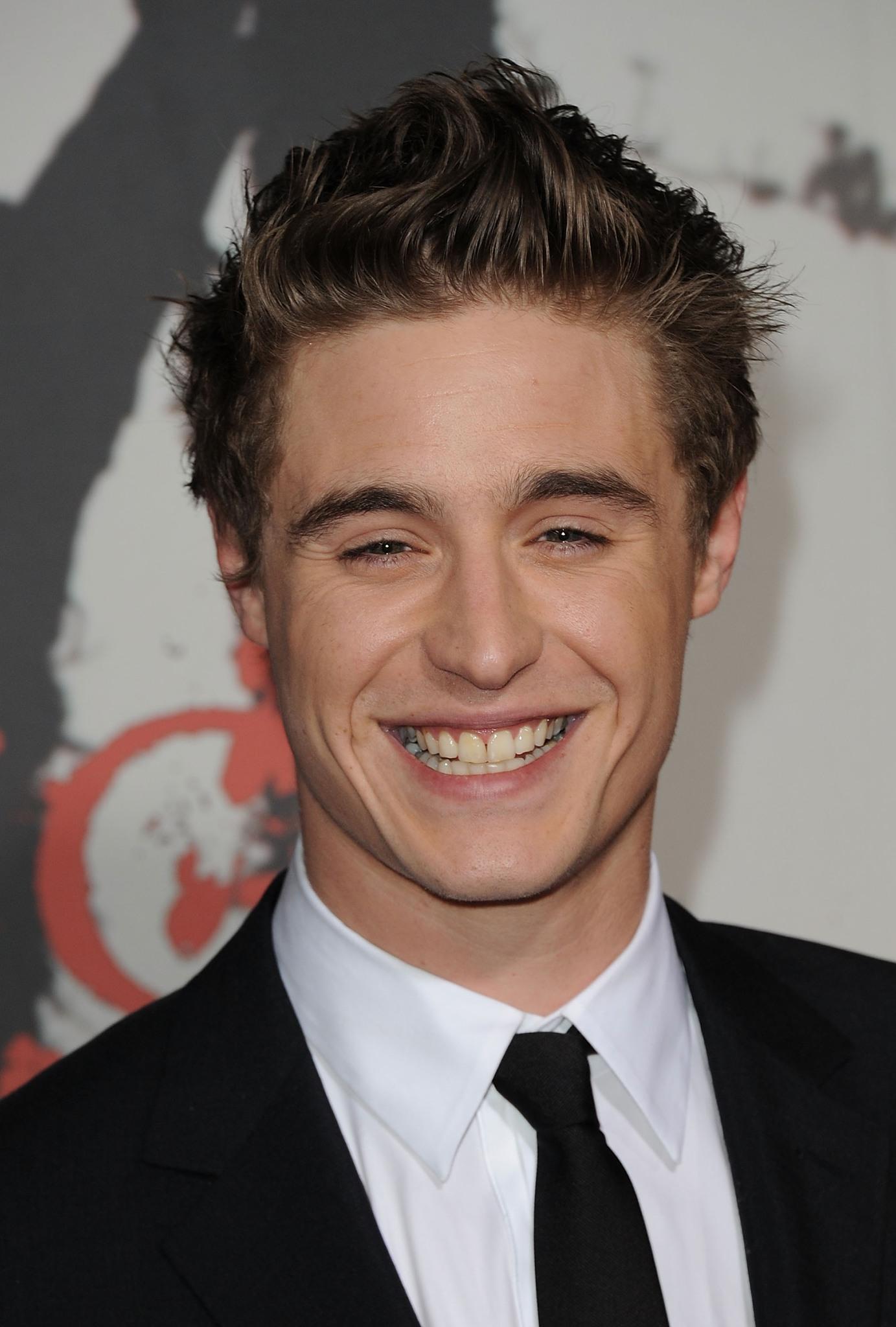 Max Irons, photo #702929