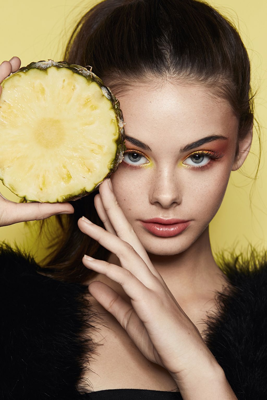 Meika Woollard, photo #1088283