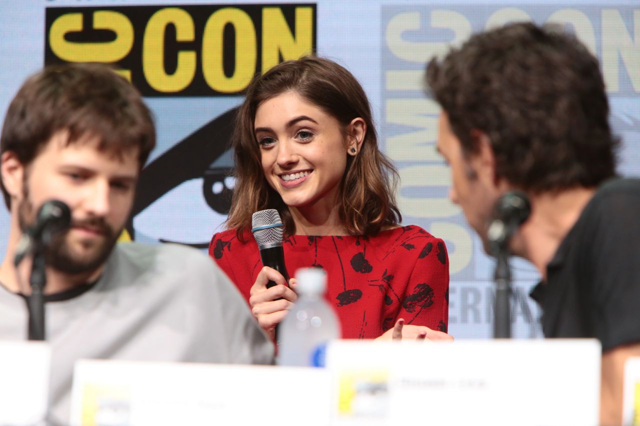 Natalia Dyer, photo #1049563