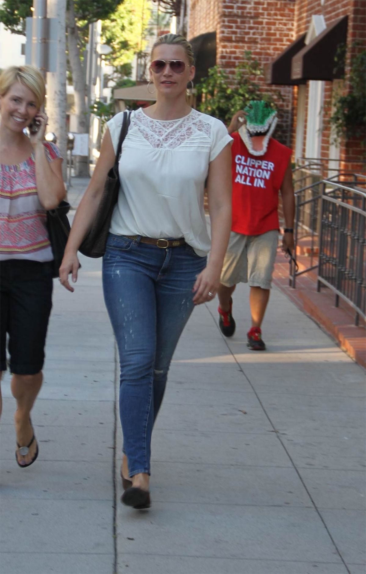 Natasha Henstridge, photo #754557