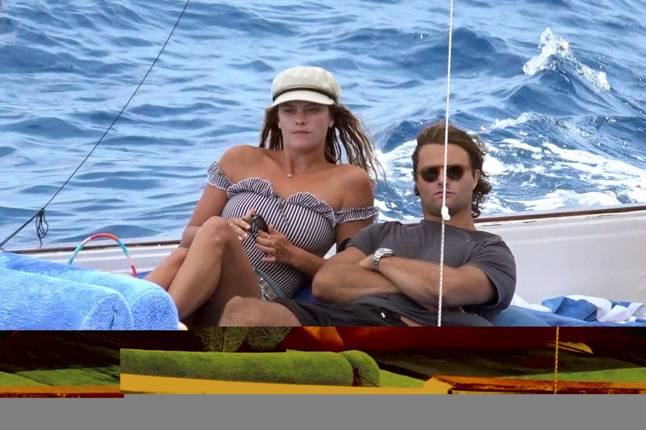 Nina Agdal, photo #1089475