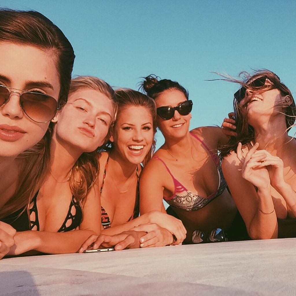 Nina Dobrev, photo #820420