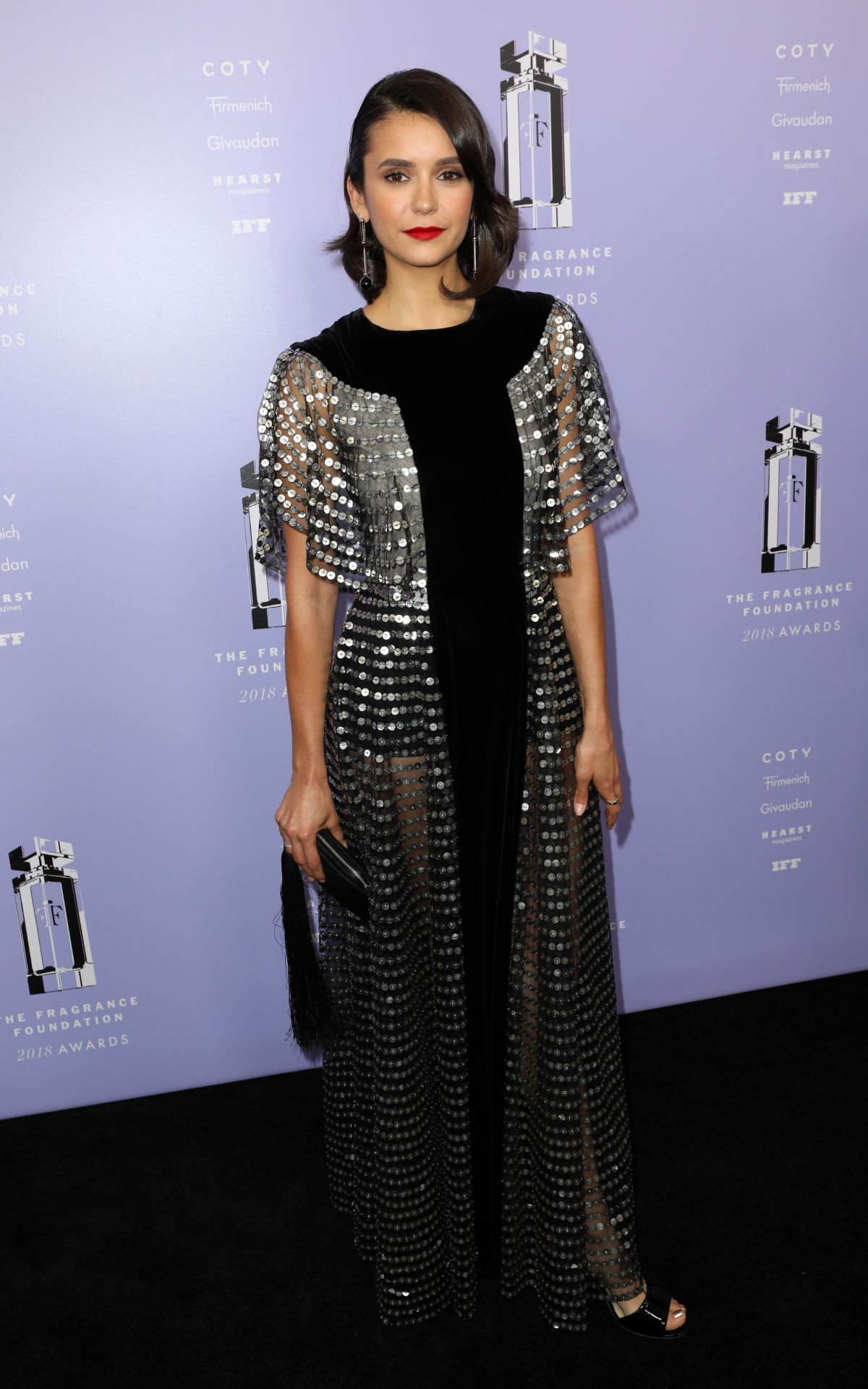 Nina Dobrev, photo #1077609