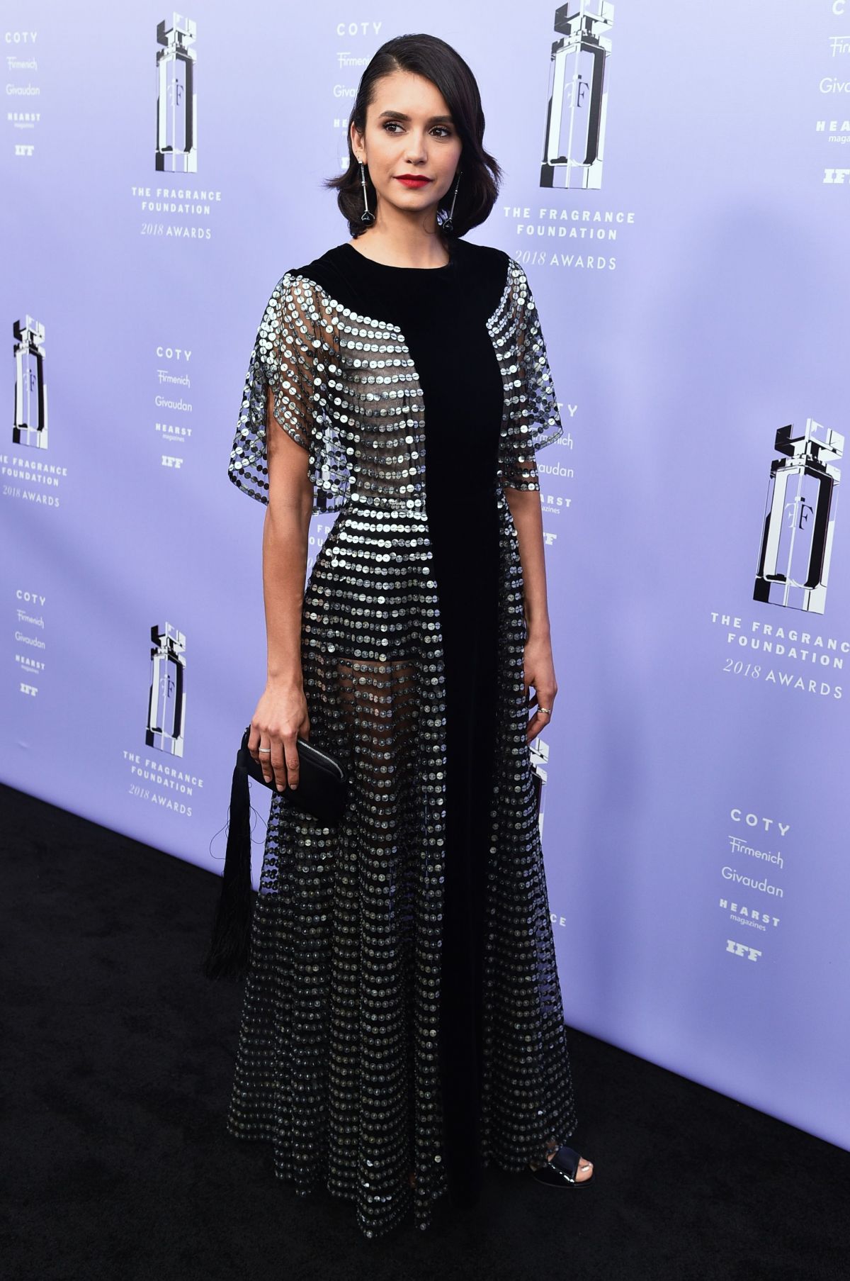 Nina Dobrev, photo #1077607