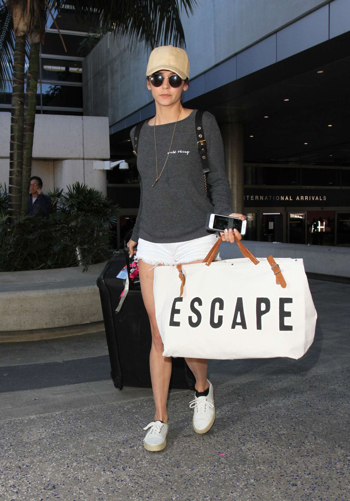 Nina Dobrev, photo #945817