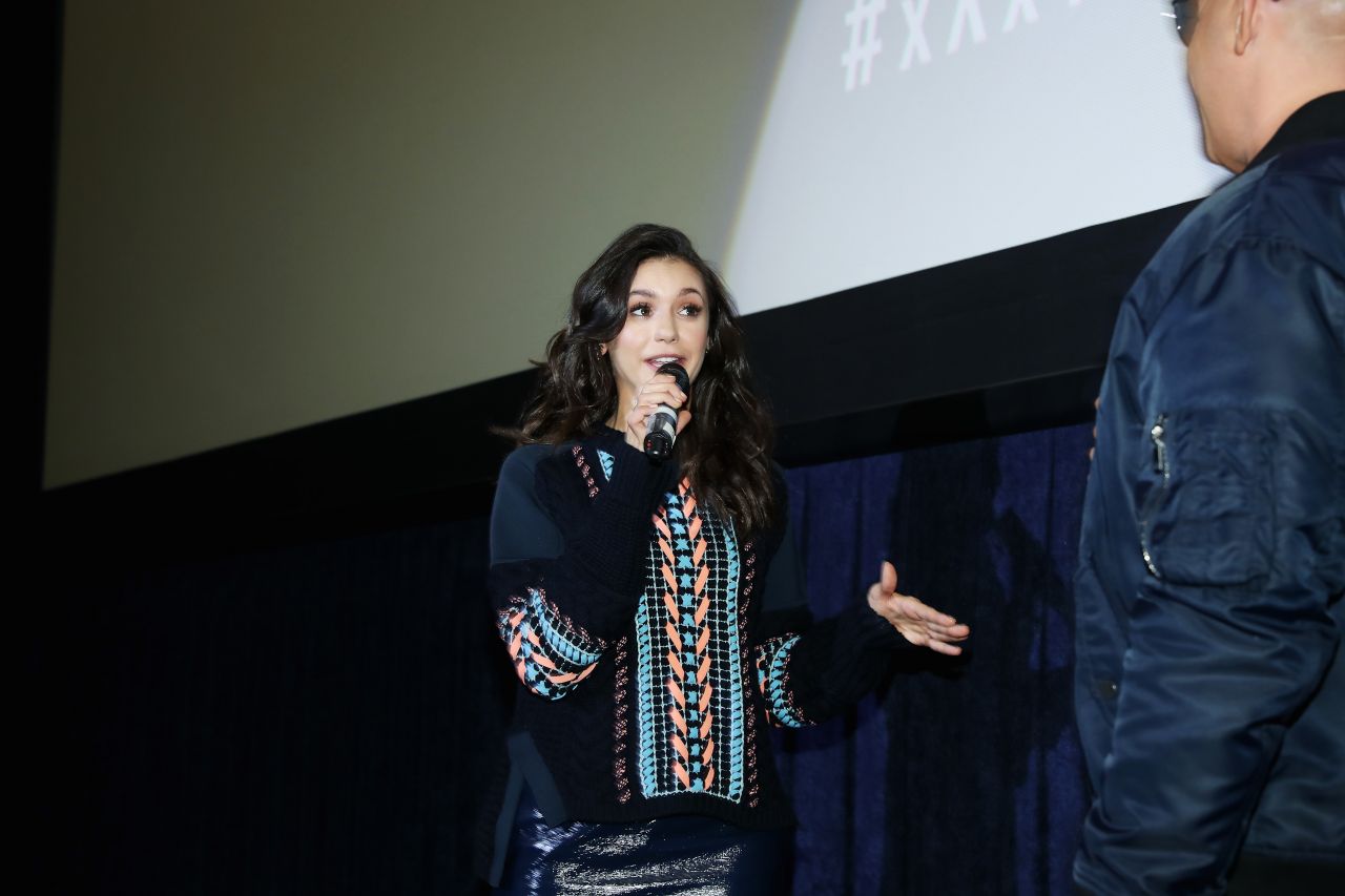 Nina Dobrev, photo #923197