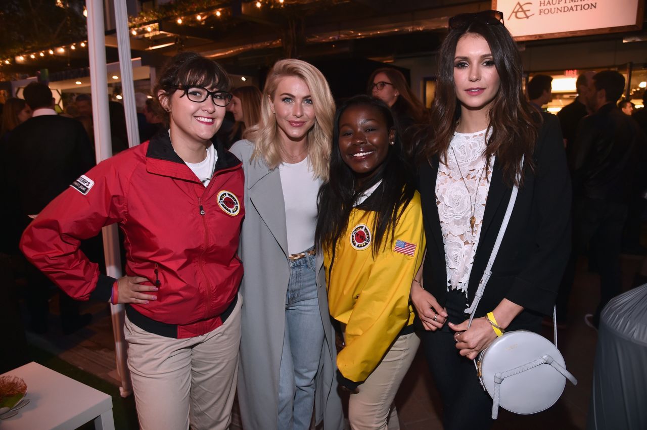 Nina Dobrev, photo #885917