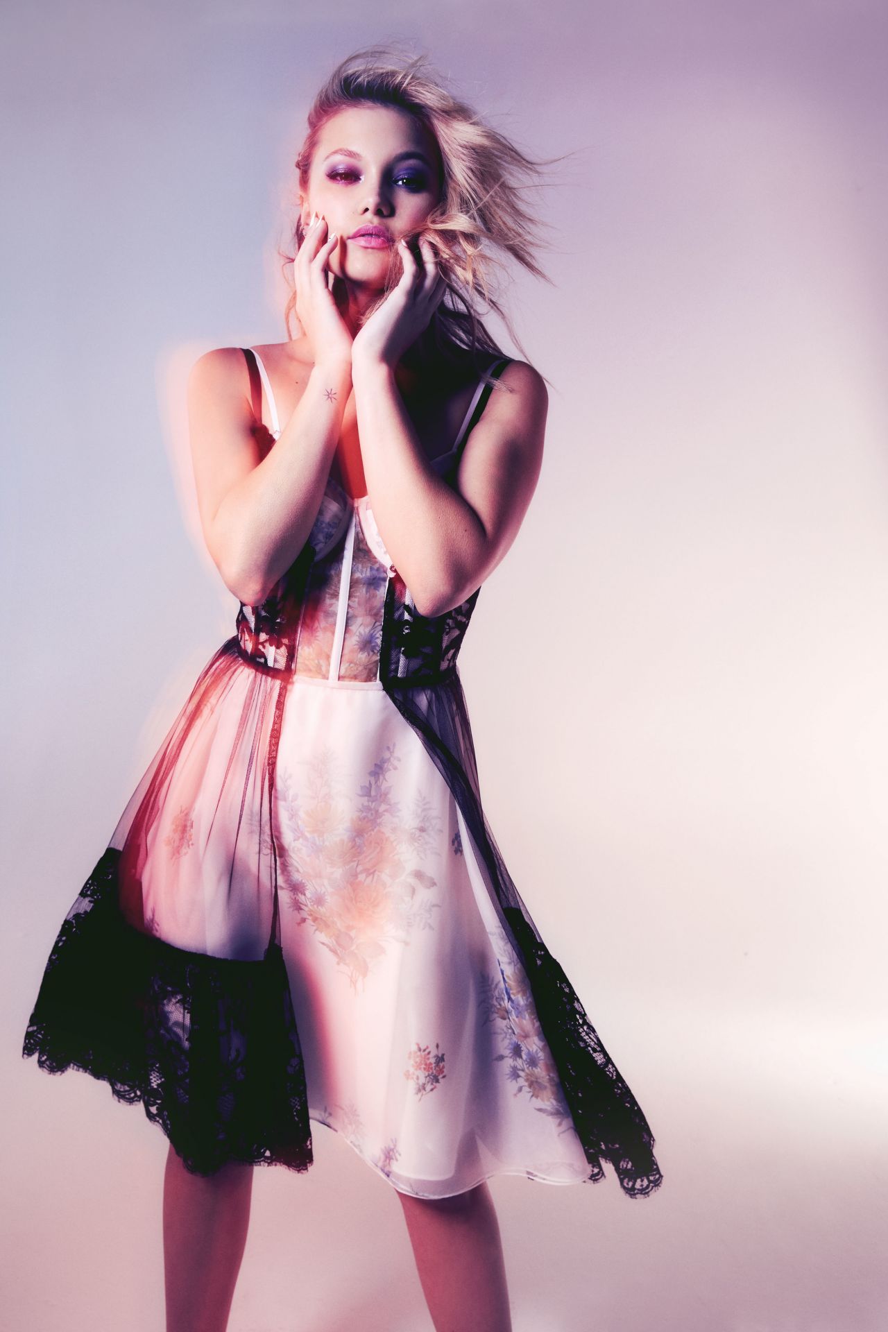 Olivia Holt, photo #981015
