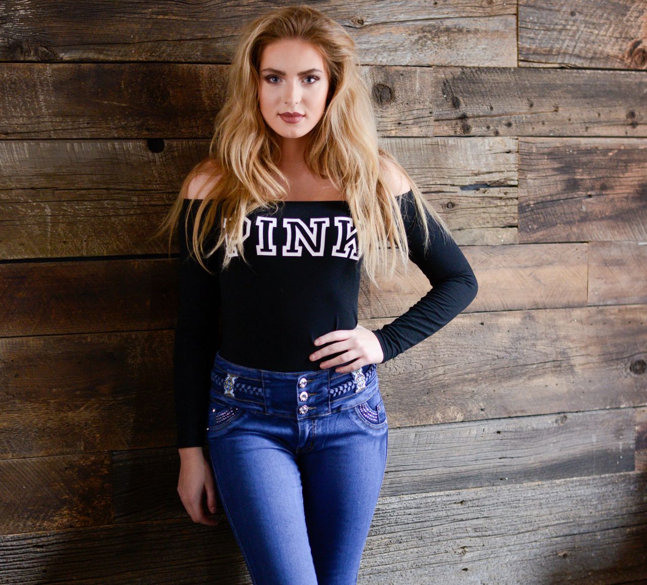 Saxon Sharbino, photo #938684
