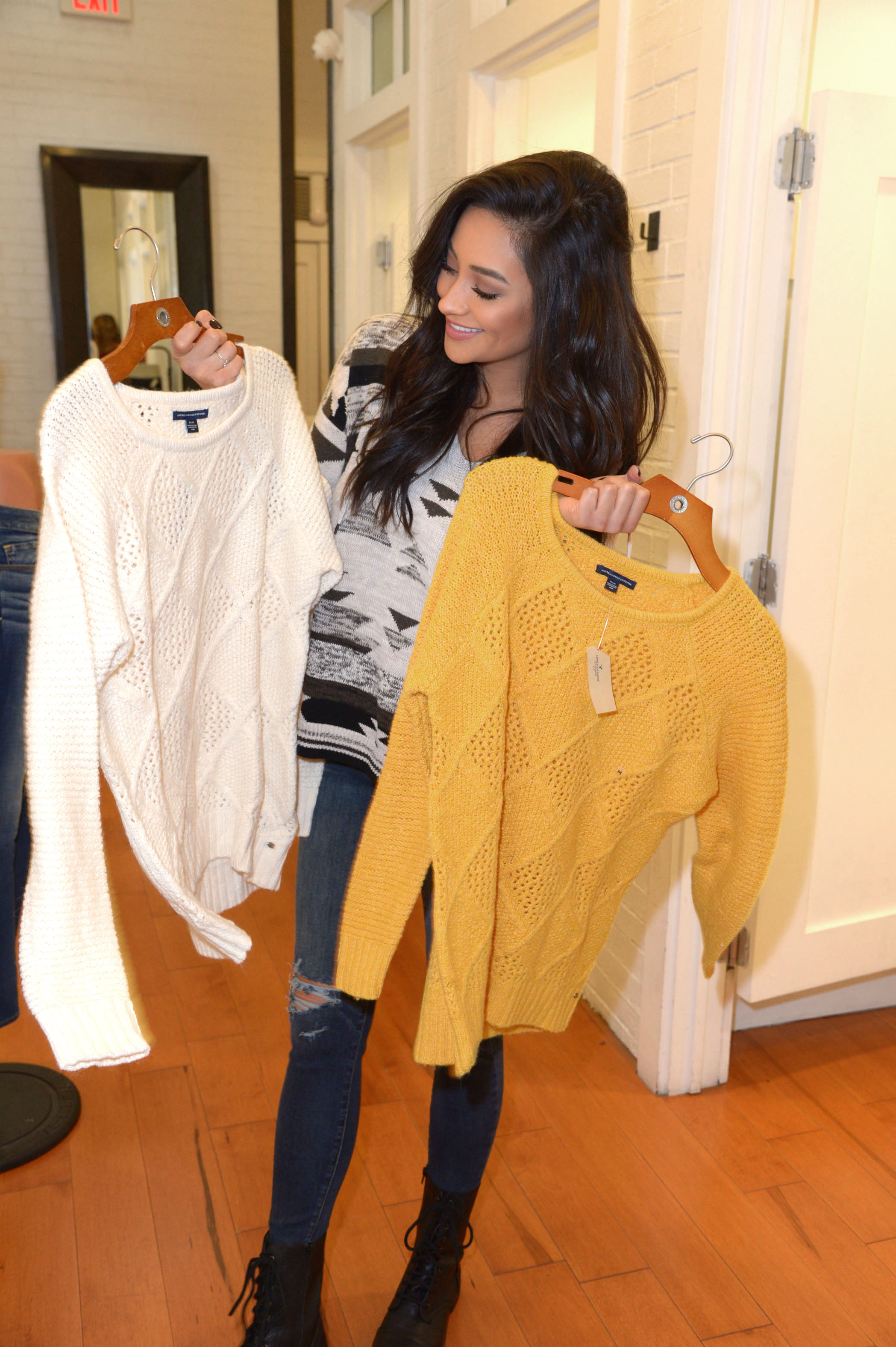 Shay Mitchell, photo #852671