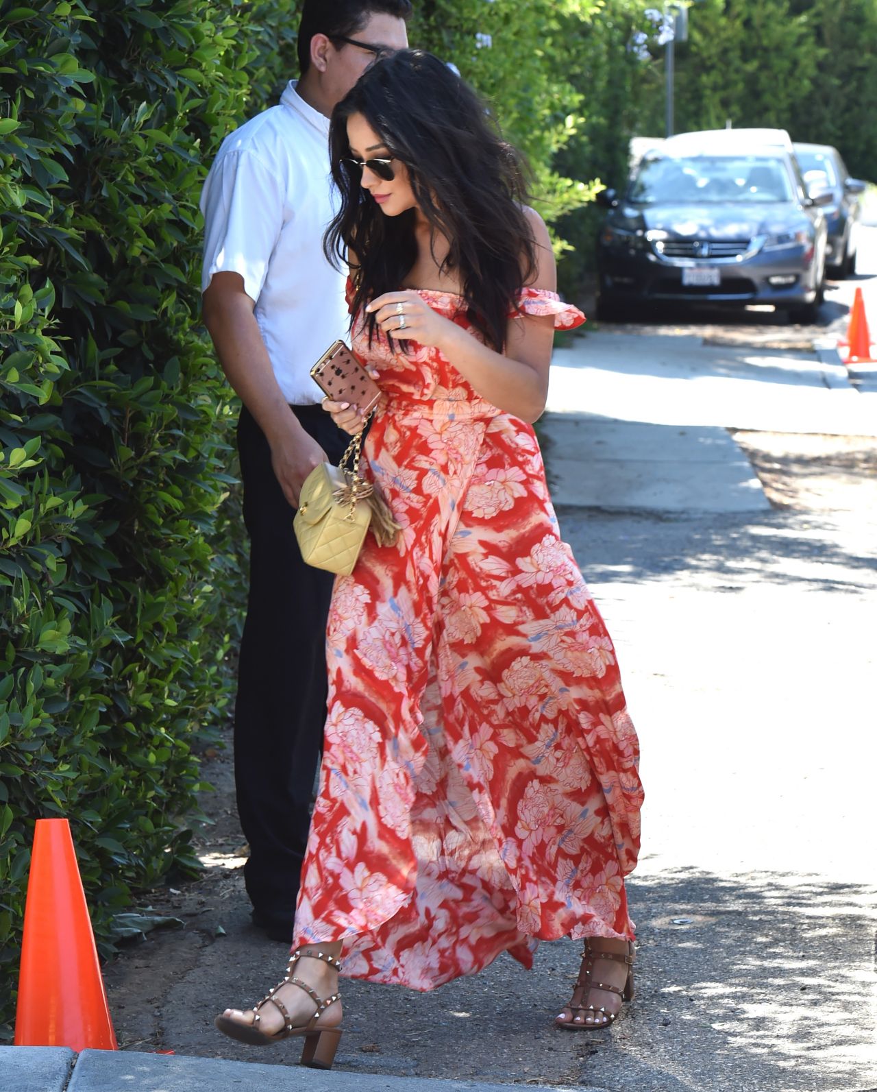 Shay Mitchell, photo #906181