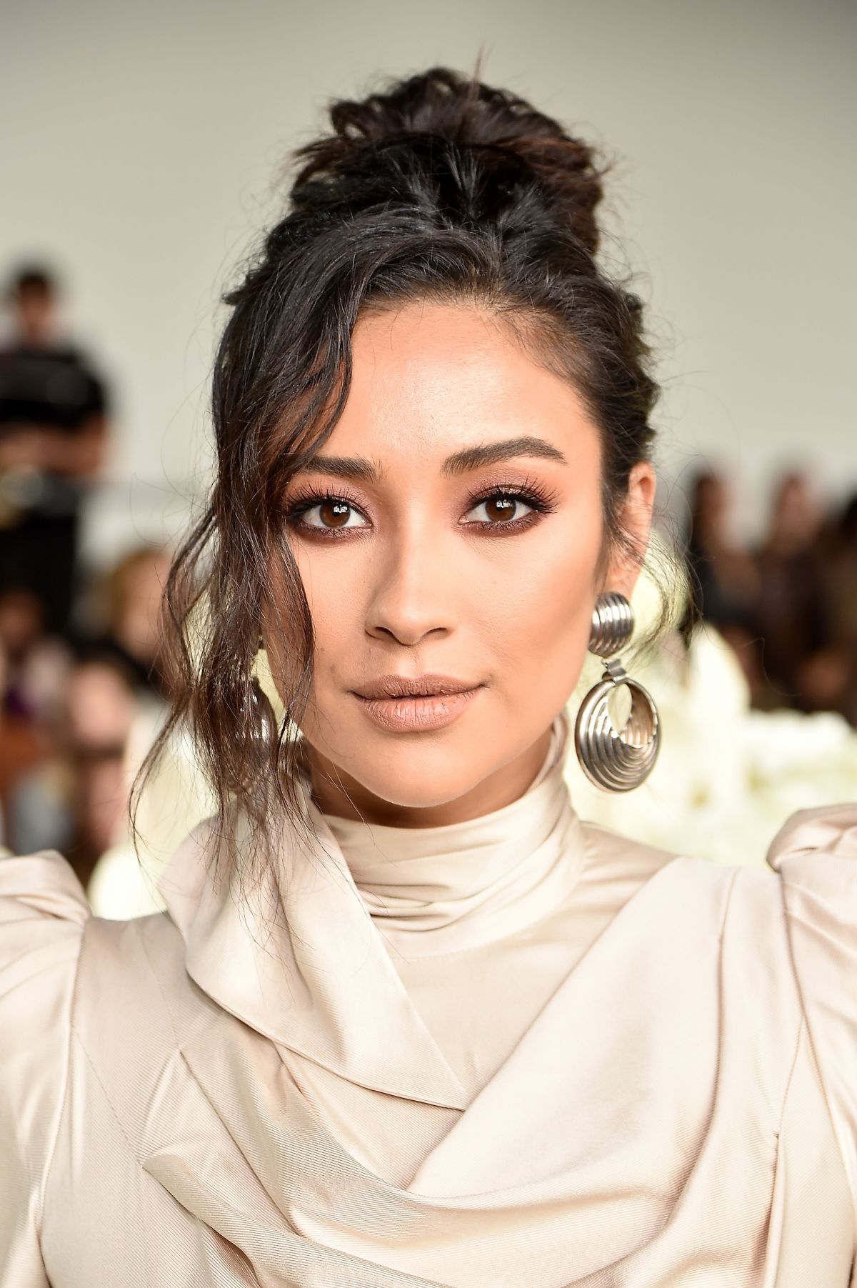 Shay Mitchell, photo #1100006