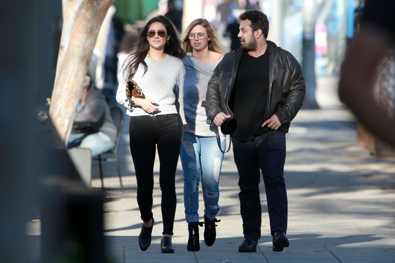 Shay Mitchell, photo #945839