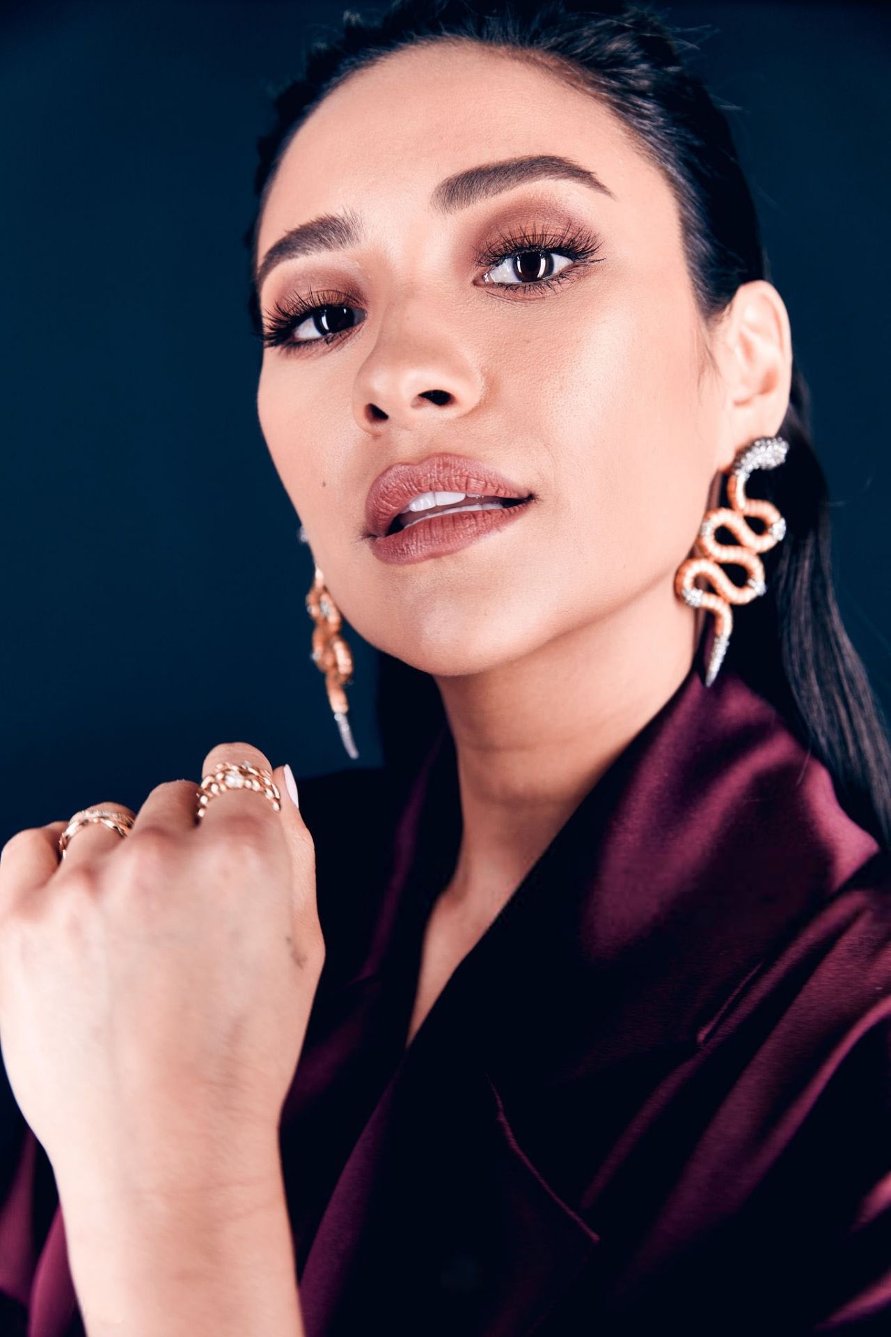 Shay Mitchell, photo #1102089