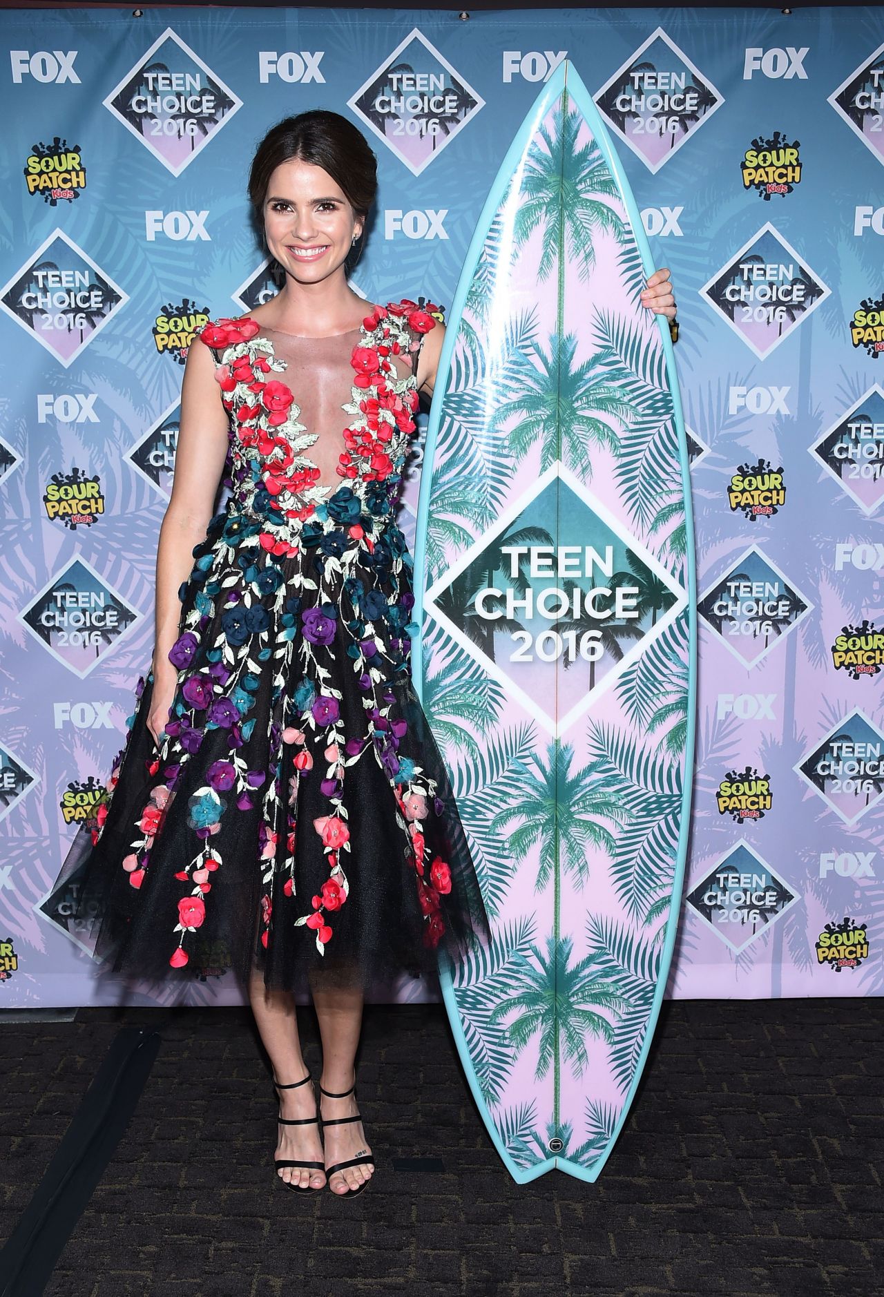 Shelley Hennig, photo #903148