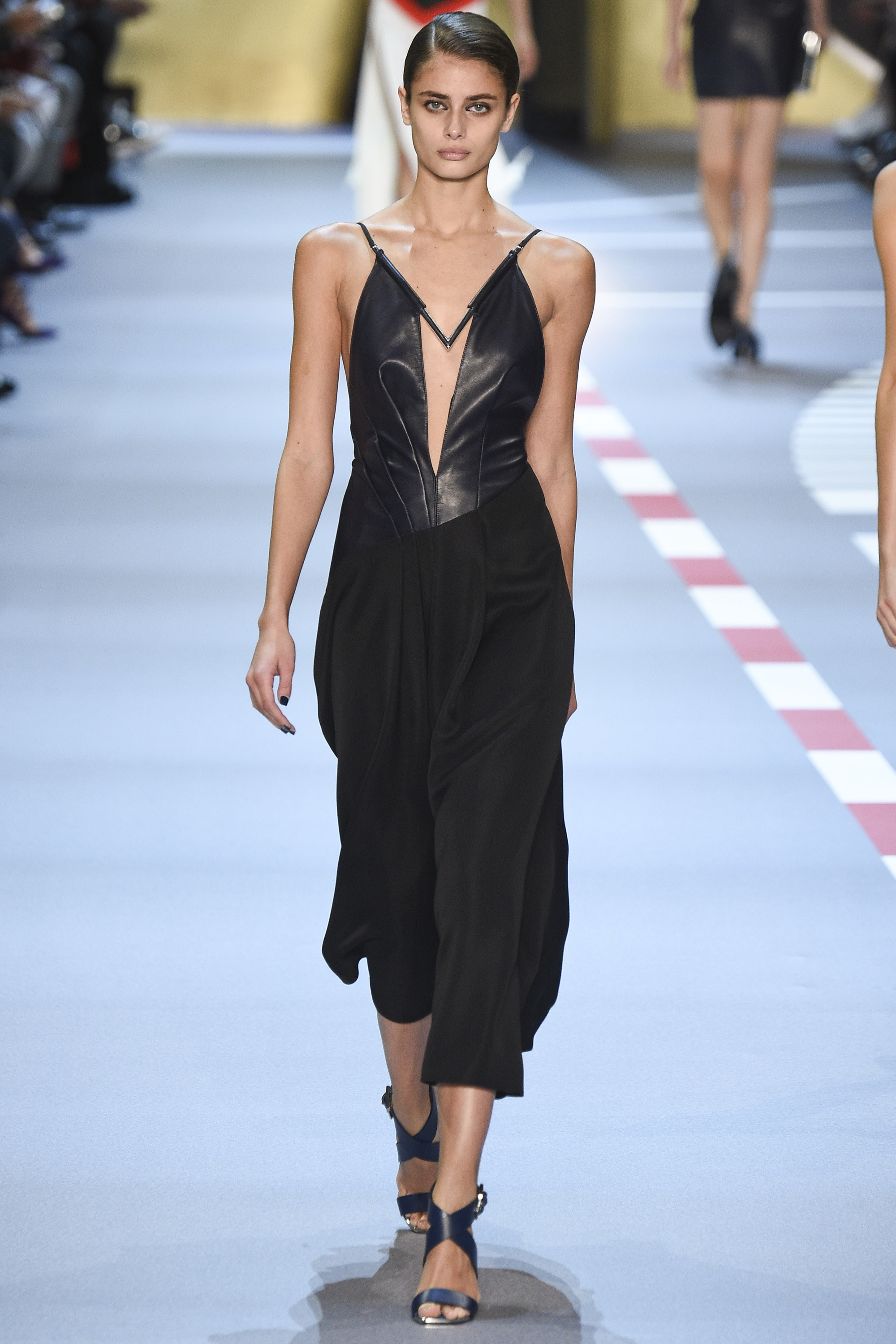 Taylor Hill, photo #975699