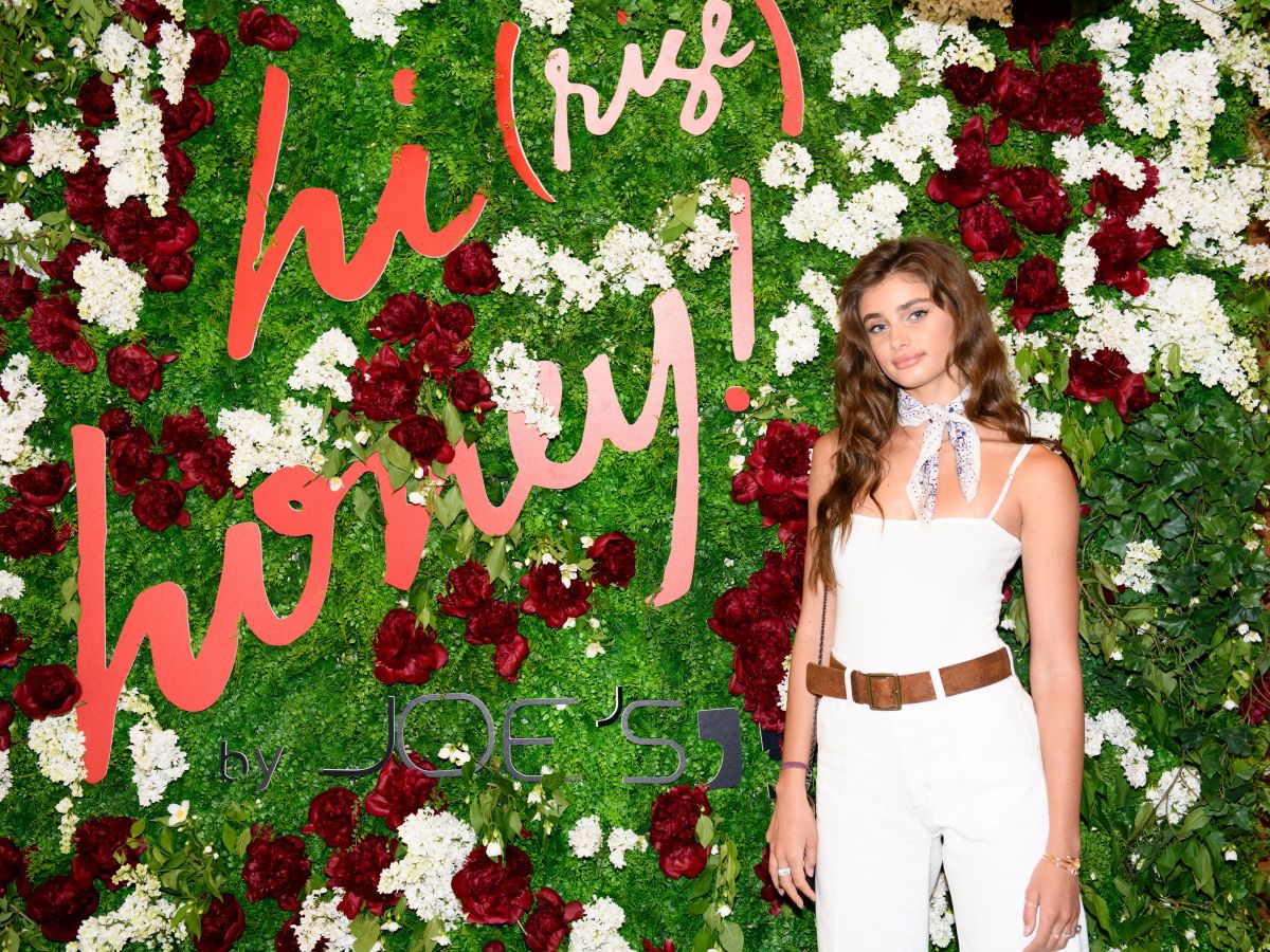 Taylor Hill, photo #1076085