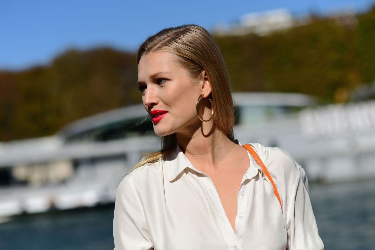 Toni Garrn, photo #1105023
