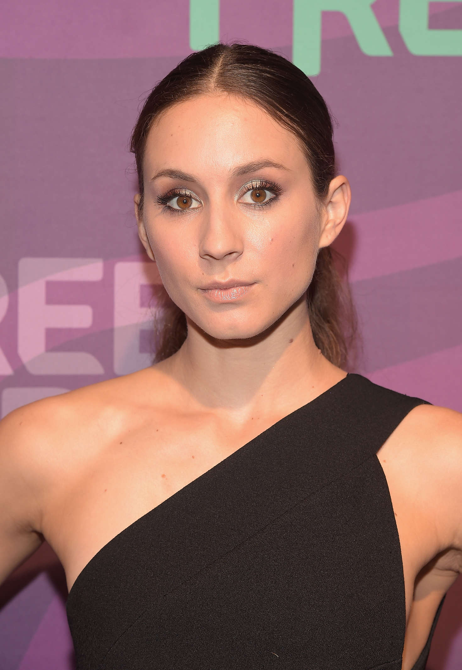 Troian Avery Bellisario, photo #879468