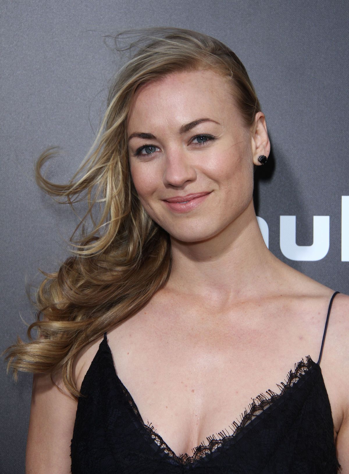 Yvonne Strahovski, photo #959041